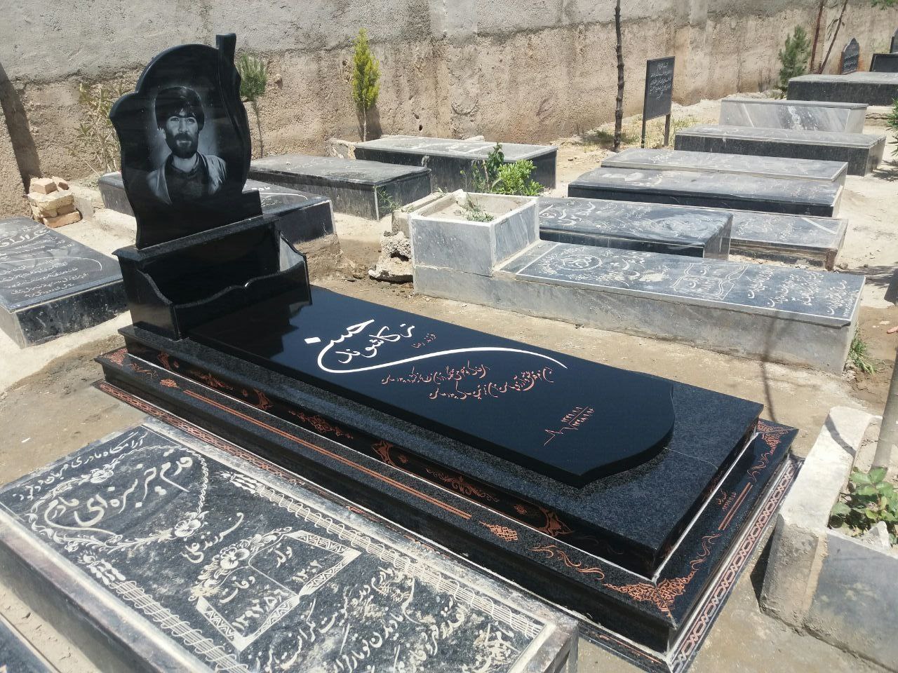 نمونه سنگ نصب شده